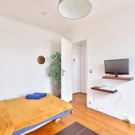 Edmond Roger - Eiffel Apartamento *